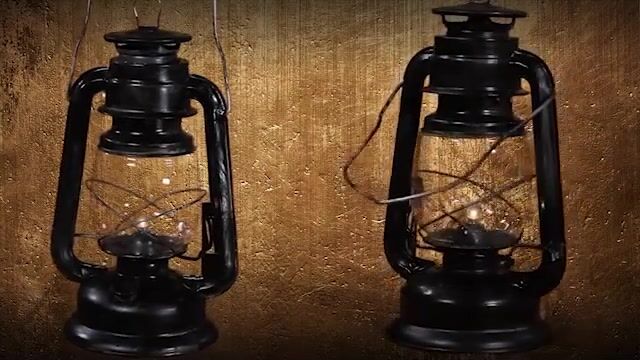 Light up your haunted house for your guests with this light up old lantern decoration. This lantern is a great decoration idea for Halloween.